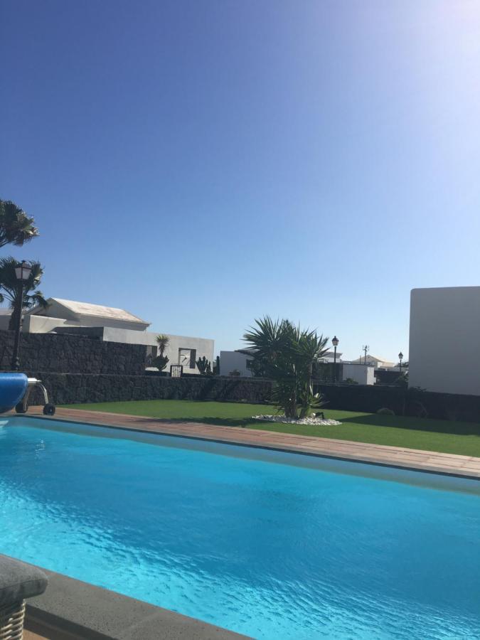 Luxury 3Bed Villa With Heated Private Pool, Full Sky And Free Wifi Playa Blanca  Exterior photo
